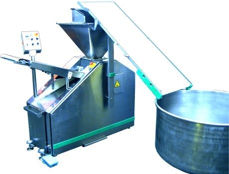 Облегчение загрузки воронки делителя из дежи